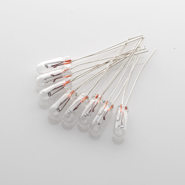 Grundig Fine Arts A-9000 Lamps / Bulbs